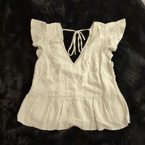 Cute Abercrombie and Fitch Women's blouse size S